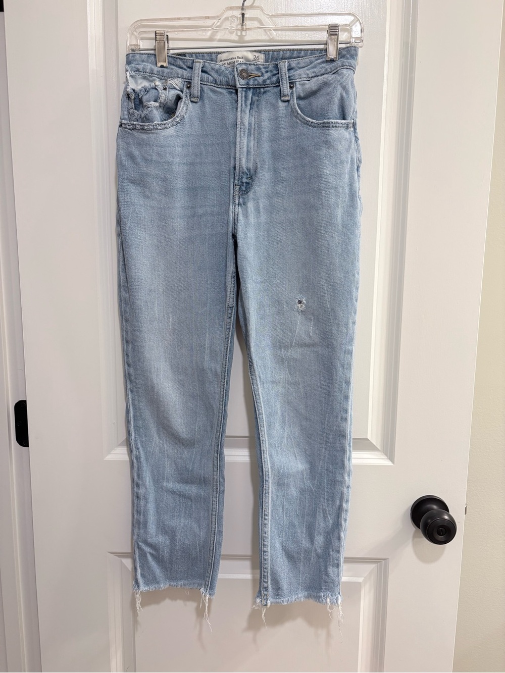 A&F Light Wash High-Rise Women’s Mom Jeans - Casual Straight Leg
